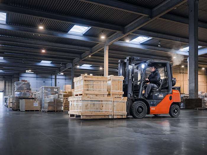 Lager og logistikk Lager og logistikk